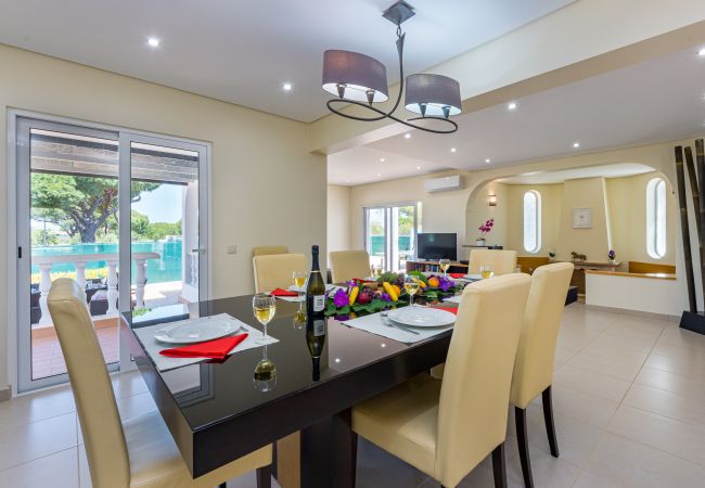 Villa in Albufeira - Carlivo Villa in Albufeira - Carlivo