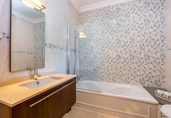 Villa in Albufeira - Villa Cor de Rosa Villa in Albufeira - Villa Cor de Rosa