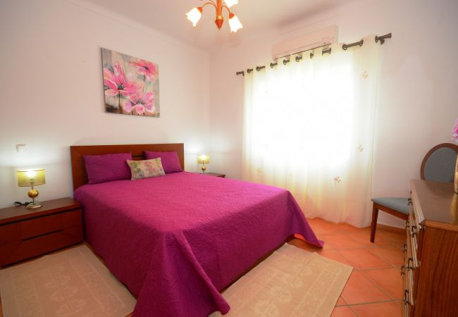 Villa in Alcantarilha - Villa Casa das Amendoeiras Villa in Alcantarilha - Villa Casa das Amendoeiras