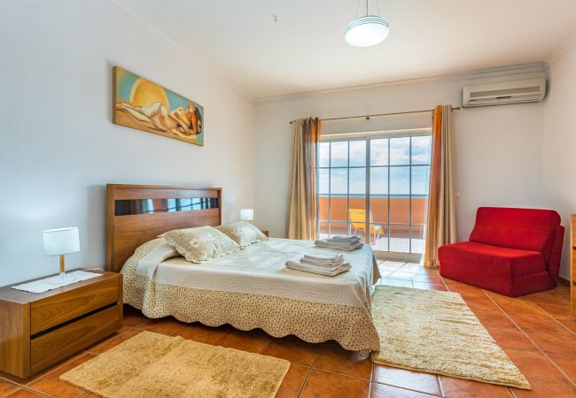 Villa in Alcantarilha - Villa da Horta Villa in Alcantarilha - Villa da Horta