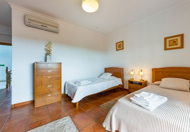 Villa in Alcantarilha - Villa da Horta Villa in Alcantarilha - Villa da Horta