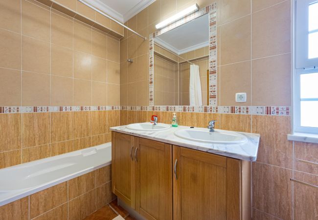 Villa in Alcantarilha - Villa da Horta Villa in Alcantarilha - Villa da Horta