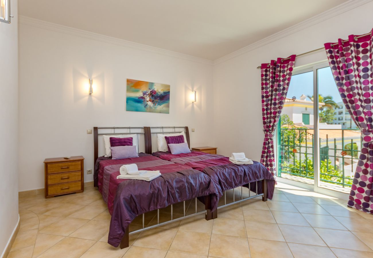 Villa in Albufeira - Villa Kelisia