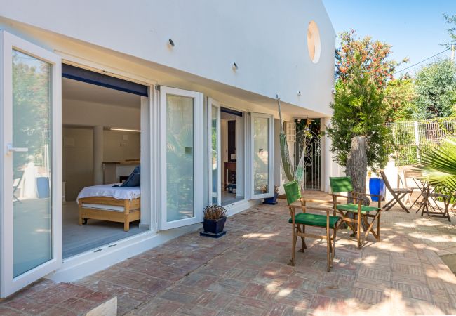 Villa in Guia - Villa AL Fresco Villa in Guia - Villa AL Fresco