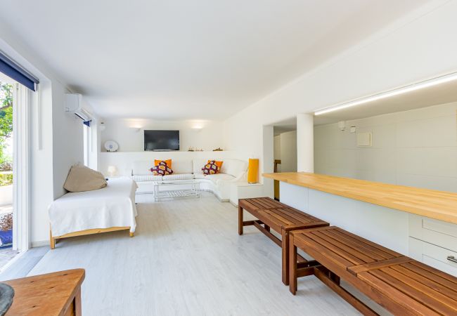 Villa in Guia - Villa AL Fresco Villa in Guia - Villa AL Fresco