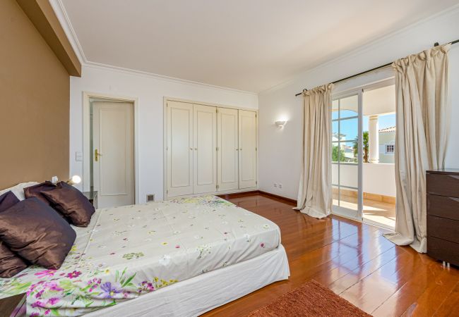 Villa in Albufeira - Villa Cecília Villa in Albufeira - Villa Cecília