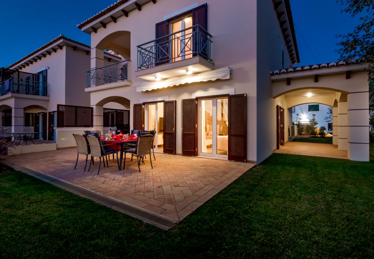 Stadthaus in Albufeira - Cascata Village Lote A
