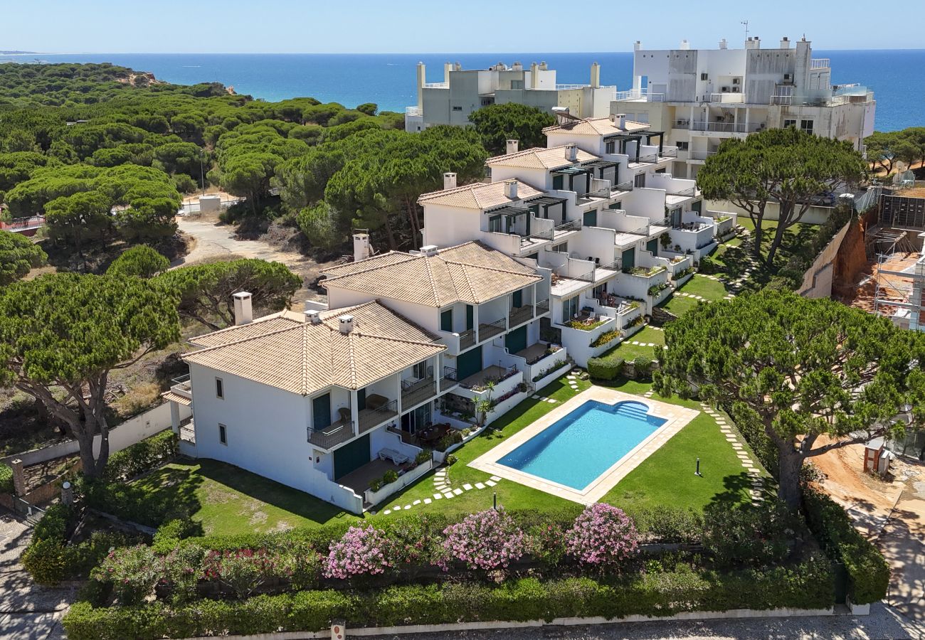 Doppelhaushälfte in Albufeira - Villa Moisés