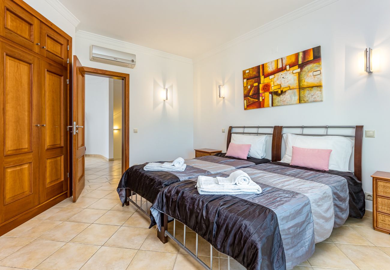 Villa à Albufeira - Villa Kelisia