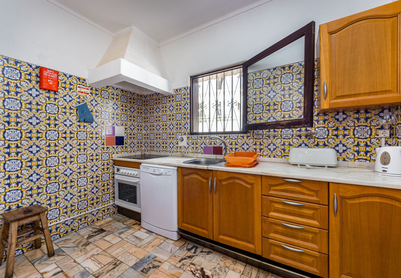 Villa à Olhos D´Água - Villa Lima