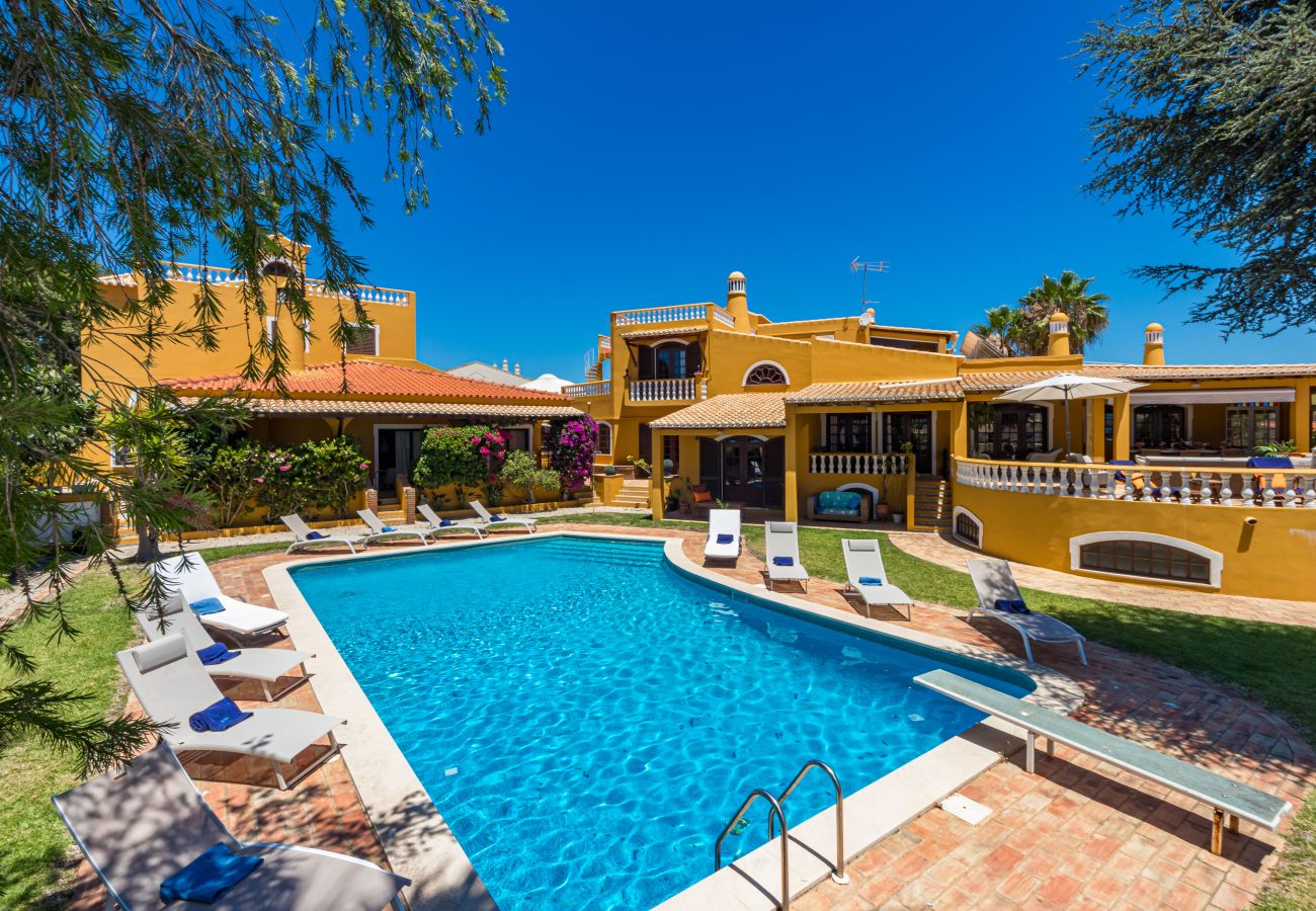 Villa à Albufeira - Villa Sobreiro