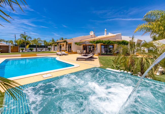 Villa em Albufeira - Casinha Villa em Albufeira - Casinha