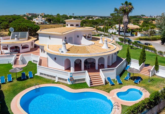 Villa em Albufeira - Solar das Palmeiras