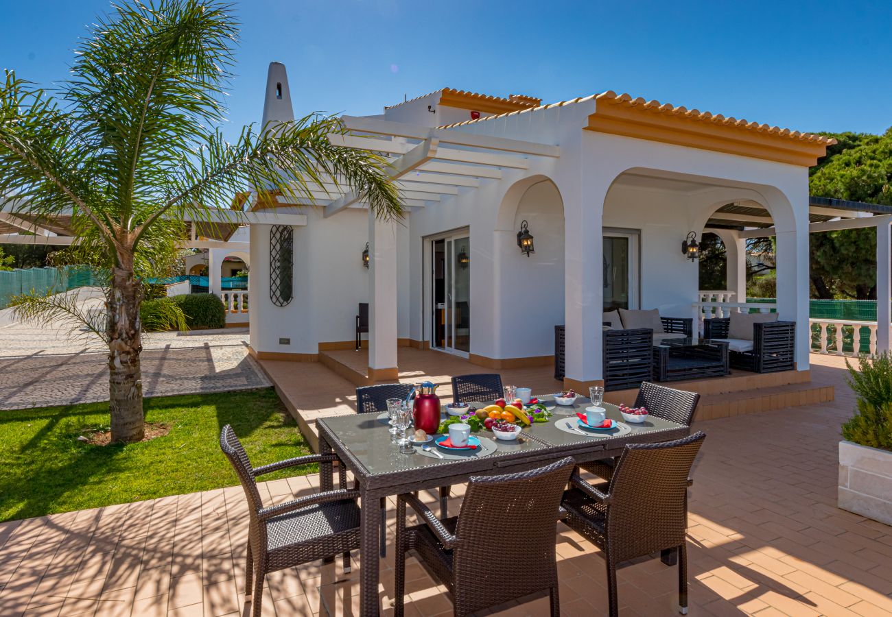 Villa em Albufeira - Carlivo