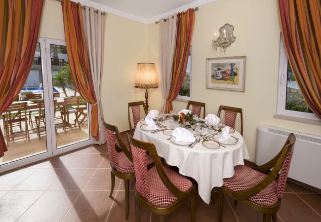 Villa em Boliqueime - Villa Amarela Villa em Boliqueime - Villa Amarela