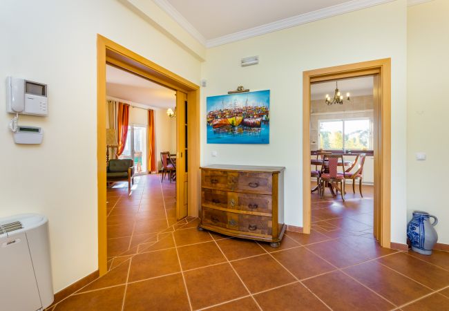 Villa em Boliqueime - Villa Amarela Villa em Boliqueime - Villa Amarela