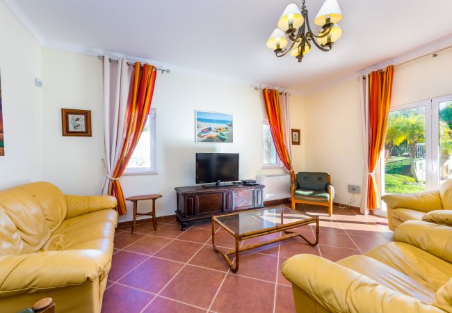 Villa em Boliqueime - Villa Amarela Villa em Boliqueime - Villa Amarela