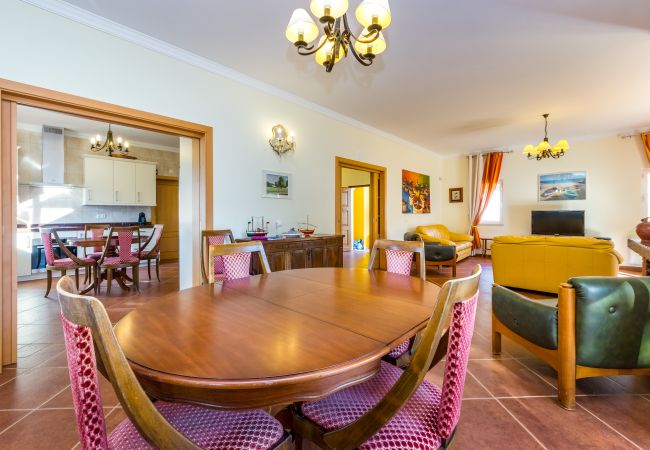 Villa em Boliqueime - Villa Amarela Villa em Boliqueime - Villa Amarela