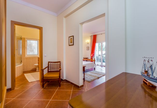 Villa em Boliqueime - Villa Amarela Villa em Boliqueime - Villa Amarela