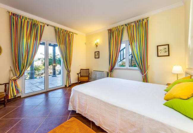 Villa em Boliqueime - Villa Amarela Villa em Boliqueime - Villa Amarela