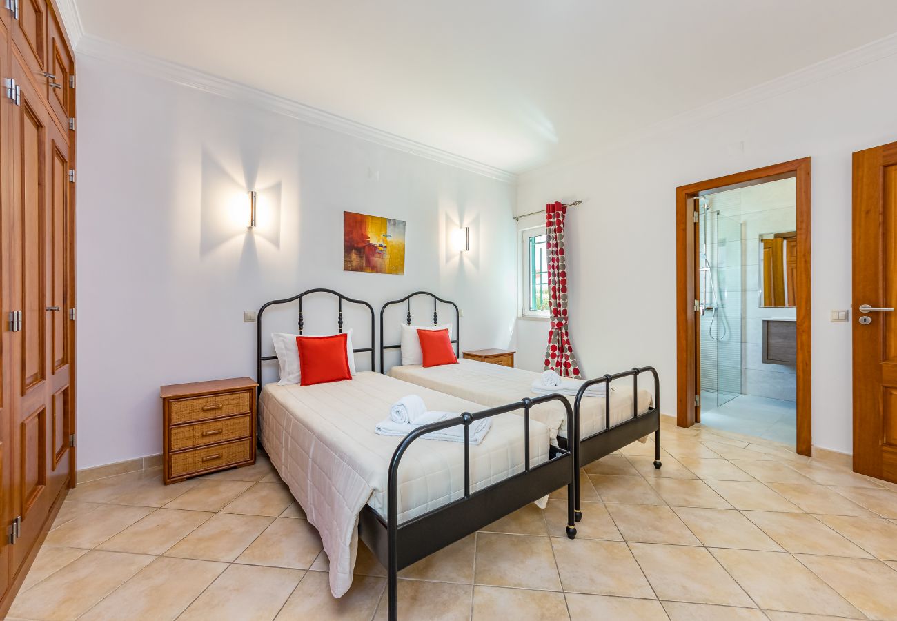 Villa em Albufeira - Villa Kelisia