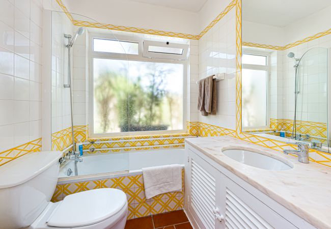 Villa em Guia - Villa AL Fresco Villa em Guia - Villa AL Fresco