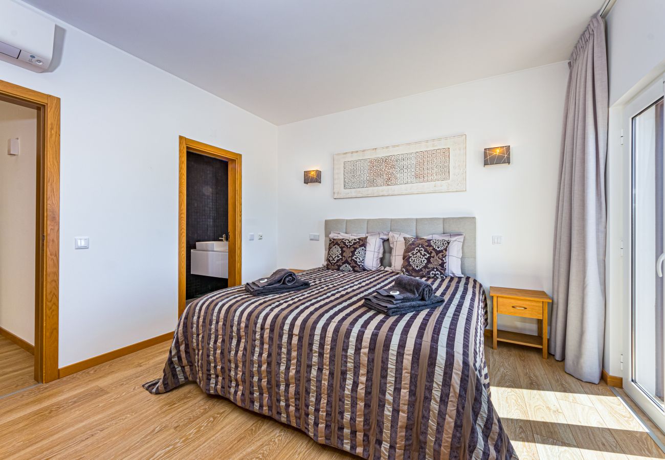 Casa geminada em Albufeira - Cascata Village Lote Q