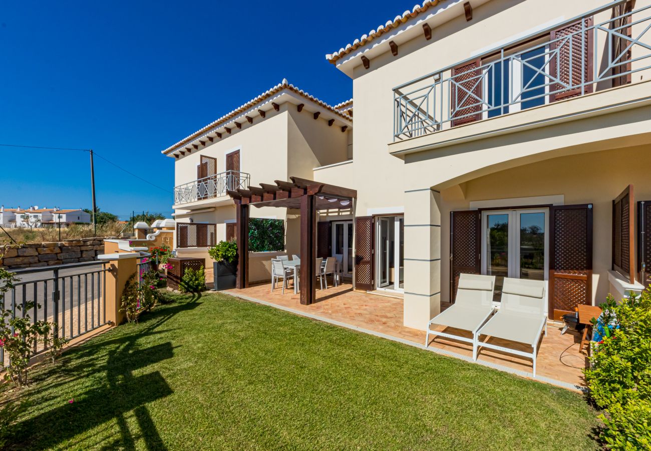 Casa geminada em Albufeira - Cascata Village Lote Q