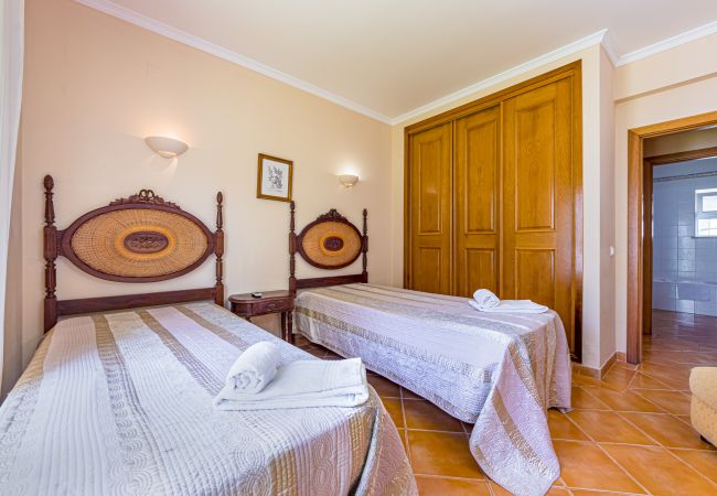 Villa em Galé - Villa Ocre Villa em Galé - Villa Ocre