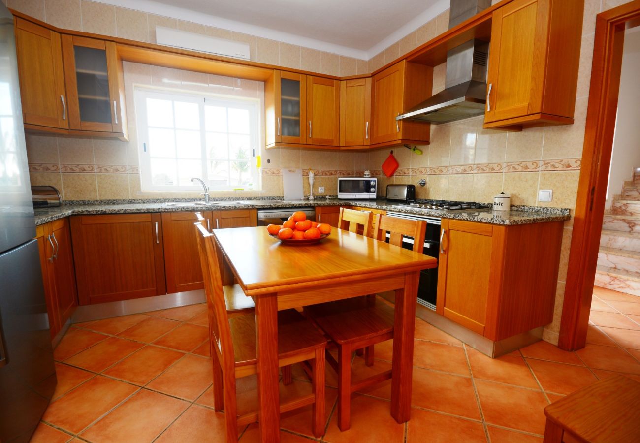 Villa em Alcantarilha - Villa Casa das Amendoeiras