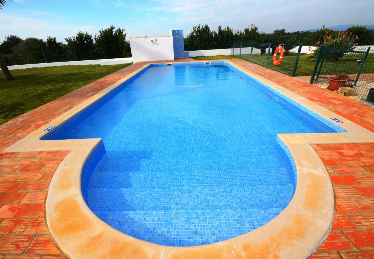 Villa em Alcantarilha - Villa Casa das Amendoeiras