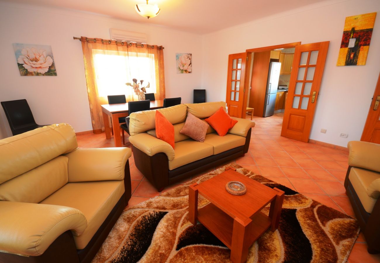 Villa em Alcantarilha - Villa Casa das Amendoeiras