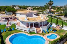 Villa in Albufeira - Solar das Palmeiras