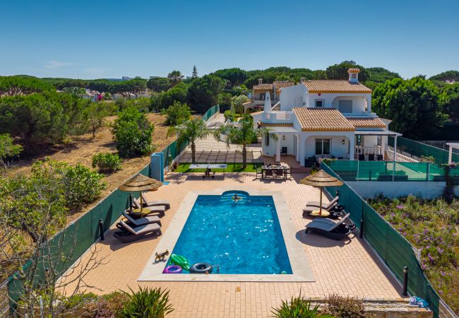 Villa in Albufeira - Carlivo