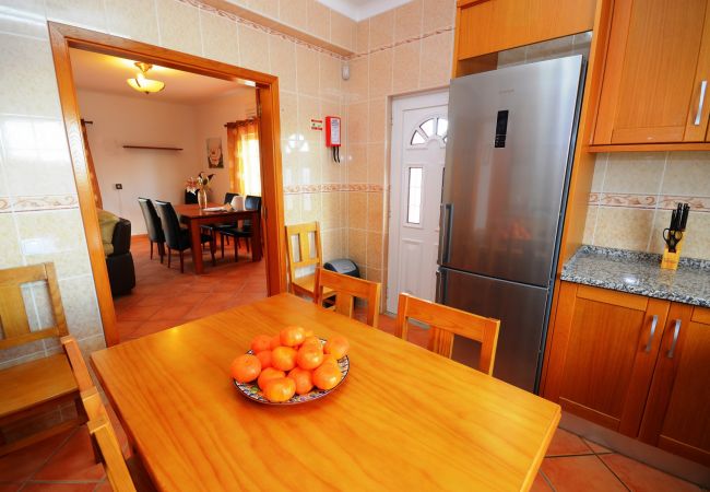 Villa in Alcantarilha - Villa Casa das Amendoeiras Villa in Alcantarilha - Villa Casa das Amendoeiras