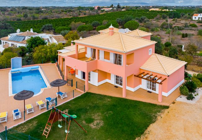 Villa in Alcantarilha - Villa da Horta Villa in Alcantarilha - Villa da Horta