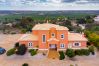 Villa in Alcantarilha - Villa da Horta Villa in Alcantarilha - Villa da Horta