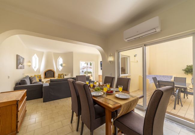 Villa in Carvoeiro - Casa Carvalho Villa in Carvoeiro - Casa Carvalho