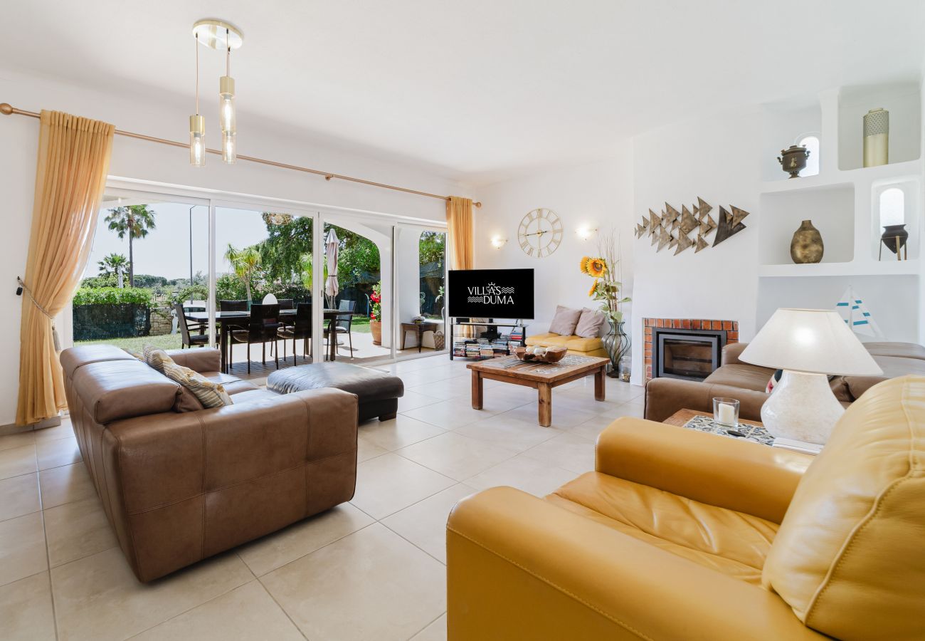 Villa in Albufeira - Villa Vale Navio 40