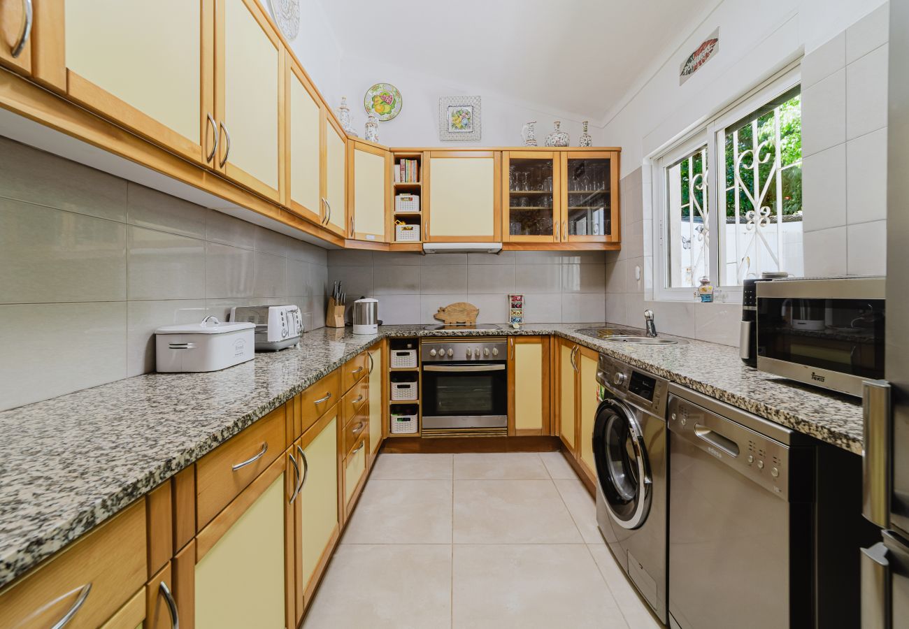 Villa in Albufeira - Villa Vale Navio 40