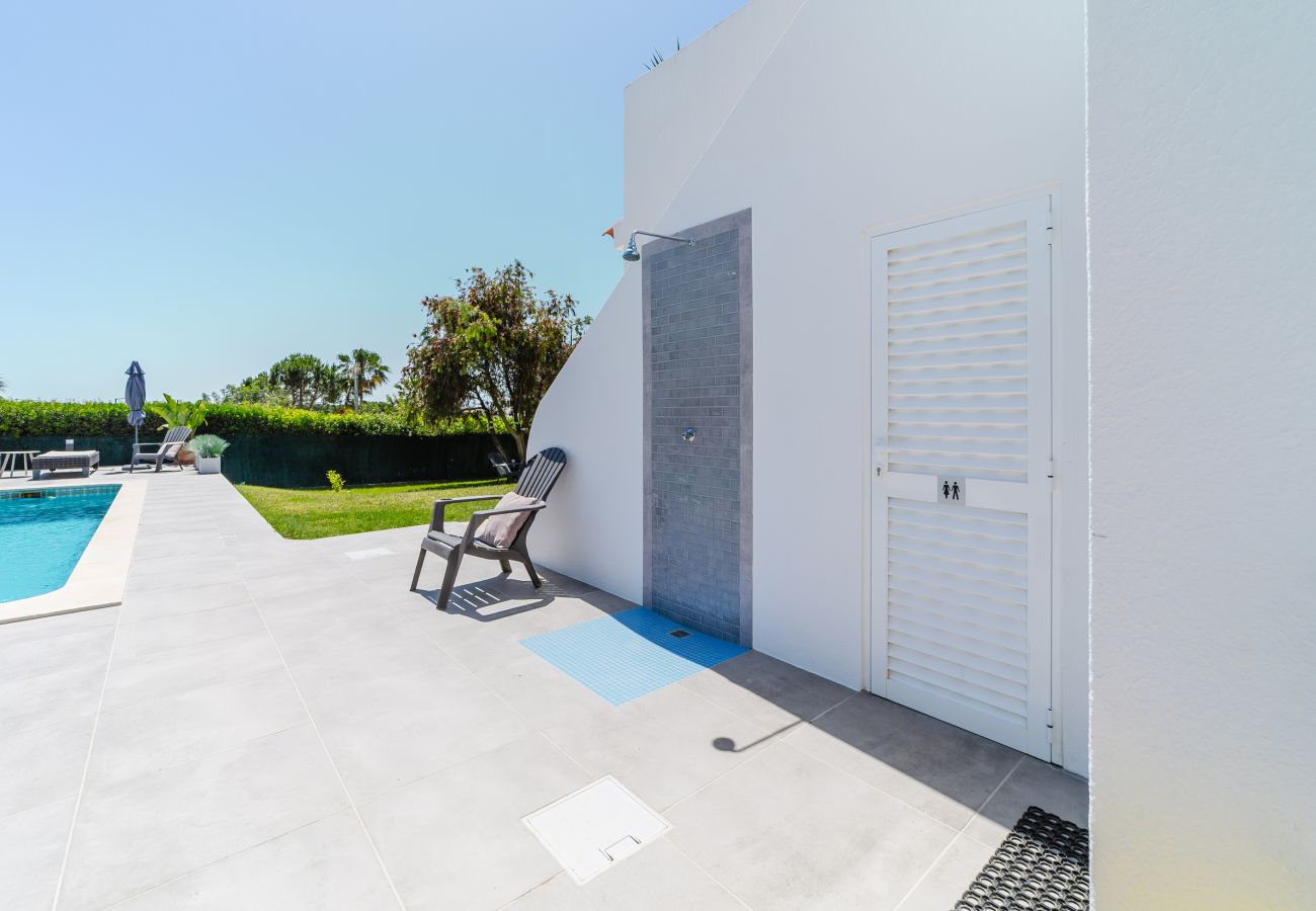 Villa in Albufeira - Villa Vale Navio 40